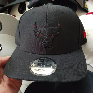 Gorra de Béisbol Personalizada de Lona de Algodón de 5 o 6 Paneles con Visera Curva Estructurada en 3D y Logotipo Bordado Personalizado para Fiestas Hip Hop - Product Image 2