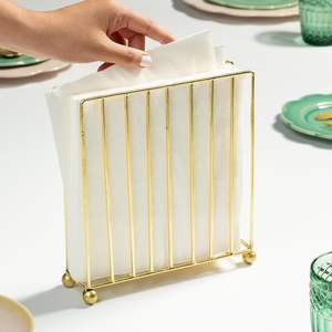 Porte-serviettes de table en métal de forme carrée fait à la main avec finition dorée, support pour papier de soie pour la décoration de la maison, de la salle à manger et des restaurants - Product Image 6