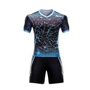 Shorts de football respirants et légers grande taille OEM 2025 pour hommes – Tenue d'équipe de football très populaire - Product Image 3