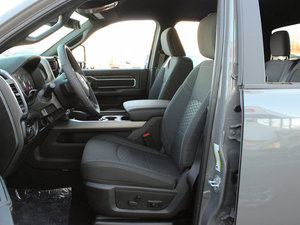 รถมือสอง LHD/RHD ปี 2026 R A M 3500 BIG HORN - Product Image 4