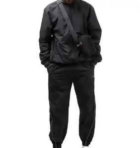 Chándal de nailon para correr personalizado de alta calidad para hombre, conjunto de chándal cortavientos con cremallera de Color en contraste para hombre - Product Image 3