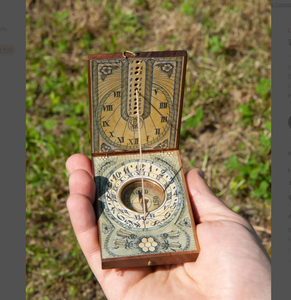 Cadran solaire de travail de voyage du 16ème siècle avec boussole/boussole de poche montre cadeaux de mari, cadeau de couples, cadeaux de Noël - Product Image 1