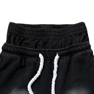 Shorts cargo en coton avec logo brodé personnalisable de haute qualité, fabriqués par Lupin Felt, shorts à double taille délavés pour hommes - Product Image 2