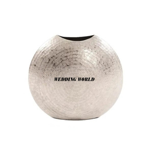 Vase à fleurs en métal de qualité supérieure Pot de fleur fait à la main de qualité supérieure - Product Image 4