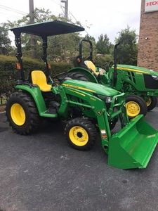 Tractor Agrícola John Deere 3032E 4X4 con Cargador 300E Usado, Entrega Rápida a Todo el Mundo, Venta Económica, Rodamientos Centrales de Alta Calidad - Product Image 2