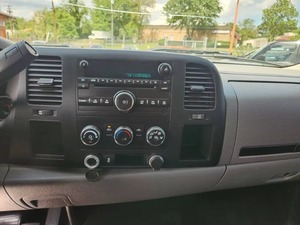 CHEV d'occasion, 1000% titre propre. ROLeET SILVERA .DO 1500 LS CREW CAB RWD PRÊT À EXPÉDIER - LIVRAISON PORTE À PORTE - Product Image 4