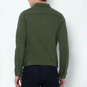 Producto ligero Hecho en fábrica Ropa de moda Hombres Chaqueta de mezclilla Tela fácilmente lavable Hombres Chaqueta de mezclilla - Product Image 3