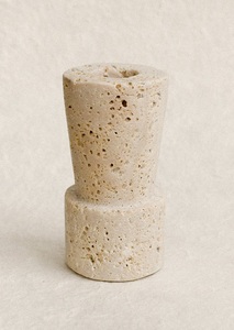 Soporte Múltiple de Piedra de Travertino Escultural, Diseño Moderno en Forma de U, Eleva la Decoración del Hogar con Textura Natural y Encanto Artístico - Product Image 3