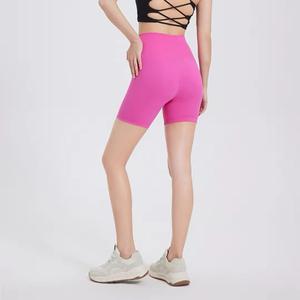 Vente en gros de shorts d'entraînement de yoga taille haute avec contrôle du ventre pour femmes shorts de motard décontractés avec poches - Product Image 5