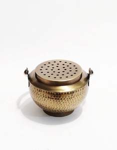 Quemador de Incienso Dhuni de Latón Hecho a Mano, Quemador Tradicional Indio de Dhoop y Hawan para el Hogar y el Templo - Product Image 4