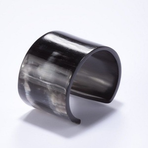 เครื่องประดับสร้อยข้อมือฮอร์นอลที่มีคุณภาพดีที่สุดขายส่งกำไลข้อมือสไตล์ฮอร์นสำหรับผู้หญิงเครื่องประดับโบราณสำหรับสินค้าขายดี - Product Image 1