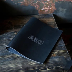 Couverture de menu en cuir personnalisée A4 avec support central élastique LMC-0047 de couverture personnalisée pour classeur de restaurant - Product Image 1
