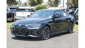 M50 I4 2023 BMW rhd/lhd AWD พร้อมเครื่องยนต์เทอร์โบความจุ8L เกียร์ธรรมดาขนาด R20ยางขนาดหนังสะอาดและใช้งานอย่างเป็นธรรม - Product Image 2