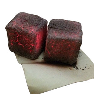 Charbon actif de coque de noix de coco de qualité supérieure - Haute teneur en carbone fixe, longue durée de combustion, produit le plus vendu du Vietnam - Product Image 1