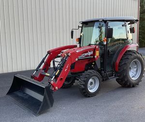 Nouveau tracteur à roues 4x4 Massey Ferguson avec moteur de 100 CV, boîte de vitesses automatique et roulement pour utilisation agricole miniature 4WD - Product Image 3