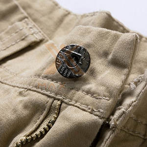 Pantalones Cortos Cargo para Hombre, Nuevo Estilo, Logotipo Personalizado, Color Sólido, Hechos en Pakistán - Product Image 3