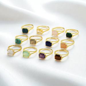 แหวนพลอยควอตซ์รูปกุหลาบ-แหวนพลอยสี่เหลี่ยมชุบทอง-แหวนบิดทรงแบนคุณภาพสูงขายส่ง - Product Image 2