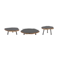 Plateau de service luxueux en métal doré, fait main, moderne et personnalisé, avec surface miroir, pour une décoration élégante de la maison et des réceptions.