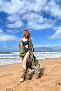 Vestido Kimono Largo Tejido Ecológico, Superventas, con Mangas Largas y Diseño Moderno para Mujer - Product Image 4