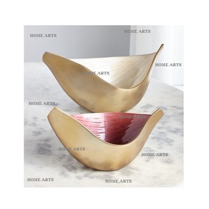 Bol décoratif de qualité supérieure, fait à la main en aluminium, couleur or, pour servir le chocolat, au prix le plus bas - Product Image 3
