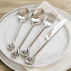 Juego de cubiertos de metal y plata de lujo moderno con mango en espiral torcido para el hogar y hoteles, juegos de cubiertos de mesa - Product Image 2