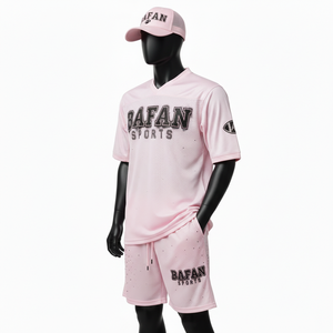 Ensemble de shorts de football pour hommes, polyester premium, maille respirante, couleur rose, sublimation, logo personnalisé, vêtements d'entraînement pour hommes. - Product Image 4