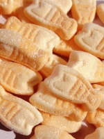 Factory Direct Swedish Candy Sour Sweet Candy Various Shapes Gelatin Free OEM Wholesale Ready Stock Supply Halal Candy