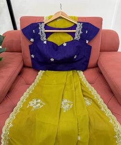 Saree en organza traditionnel pour femme Broderie fantaisie et chemisier prêt à l'emploi pour mariage et fête spéciale Saree / Sari / Shari - Product Image 2