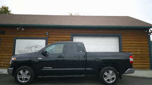 Venta al por mayor de autos usados Toyota Tundra SR5 Pickup 4D 6.5 pies con volante a la izquierda, navegación, Bluetooth, llantas de aleación y MP3, modelo 2018 - Product Image 5