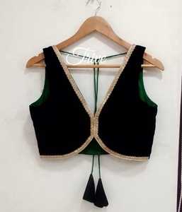 Blusa de manga 3/4 de terciopelo de diseñador para mujer con Piedra/blusa Sari bordada al por mayor - Product Image 5