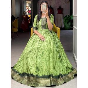 Robe de soirée en soie à imprimé shibori vert adorable, prête à porter, robe de festival - Product Image 2
