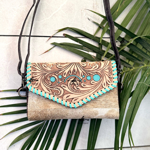 Étui de téléphone pochette en cuir sculpté à la main stylisé Offre Spéciale portefeuilles en cuir de fourrure de vachette pour femmes multi-usages - Product Image 1