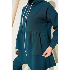 Costume à double boutonnage à volants avec fermeture éclair émeraude - Product Image 2