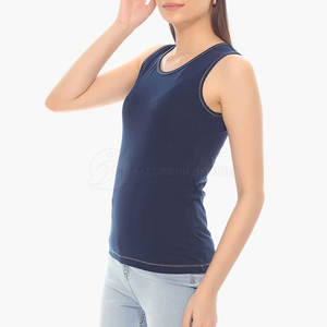 Vente chaude grande taille femmes court tricoté débardeur respirant coton Polyester été Style décontracté avec élégant imprimé solide - Product Image 2