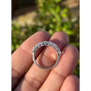 Bague demi-éternité bohème en argent 925 avec incrustation de pierre de lune arc-en-ciel, plaqué or rose, motif géométrique tendance pour fiançailles - Product Image 4