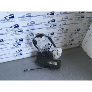 SERRATURA ANTERIORE DESTRA KIA Carens 2a Serie 813201D000 (06>) - Product Image 1