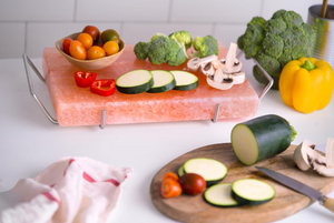 Tuiles, plaques et dalles de sel rose de l'Himalaya naturel de haute qualité personnalisées avec support en fer forgé pour la cuisine et le barbecue - Product Image 4