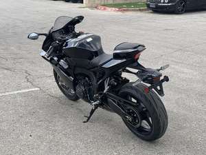 Disponible Ahora: Motocicletas Nuevas YZF-R9 Supersports 2025 en Stock - Product Image 4