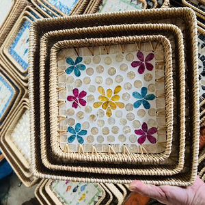 Plateau en rotin incrusté de nacre, rotin et surface en coquillage pour servir les aliments, Vietnam par 99 Gold Data - Mme Violet - Product Image 3