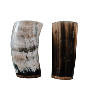 Vaso de Cuerno Vikingo de Diseño Lujoso, Hecho de Cuerno de Búfalo Natural, Vaso Corto de la Mejor Calidad, por HANNAN HANDICRAFT - Product Image 3