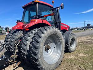 Tractor de Ruedas IH Magnum 260 de 2014, 100HP con Motor, Bomba y Caja de Cambios en Venta - Product Image 2