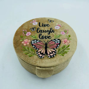 Caja de Almacenamiento de Joyas de Terciopelo y Madera de Lujo, Bordada a Mano con Cuentas, Personalizable en Color, Tamaño y Logotipo, para Collares y Anillos - Product Image 1