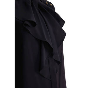 เสื้อคลุมสีดำสำหรับสุภาพสตรี แต่งระบาย ปักลายดอกไม้ พร้อมกระดุม - Product Image 2
