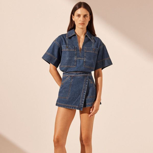 Ensemble de denim sergé bleu clair uni et ensembles de jeans pour femme Ensemble deux pièces Service OEM ODM pour le printemps et Streetstyle - Product Image 3