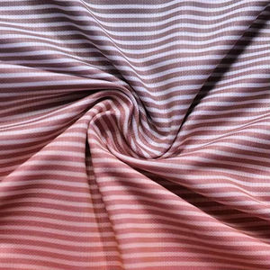 Uniforme de tennis sur mesure avec logo personnalisé, qualité supérieure, vente en gros, séchage rapide, uniforme de tennis à manches courtes sur mesure - Product Image 2