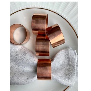 Anneaux de serviette en métal fini cuivre luxe mariage fête de noël accessoire de Table accessoires de cuisine rond de serviette en papier - Product Image 1