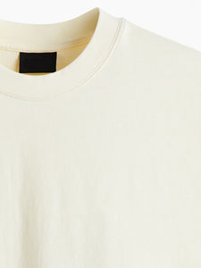 Camiseta recortada de gran tamaño para hombre con logotipo personalizado, ropa de calle minimalista, camiseta cuadrada holgada, diseño en blanco para imprimir - Product Image 3