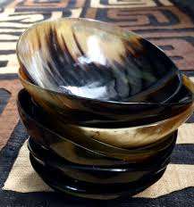 Bols de vaisselle en corne véritable de 8 pouces personnalisés Design moderne Saladier de service Vaisselle durable incassable pour les fêtes - Product Image 4