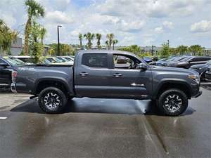 Toyota Tacoma SR5 d'occasion 2023 - Product Image 2