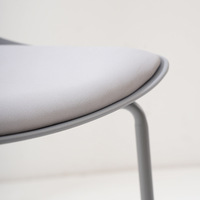 Chaise de salle à manger en cuir sur mesure pour hôtel, villa, projet de décoration intérieure, vente en gros, chaise de salle à manger d'extérieur multicolore